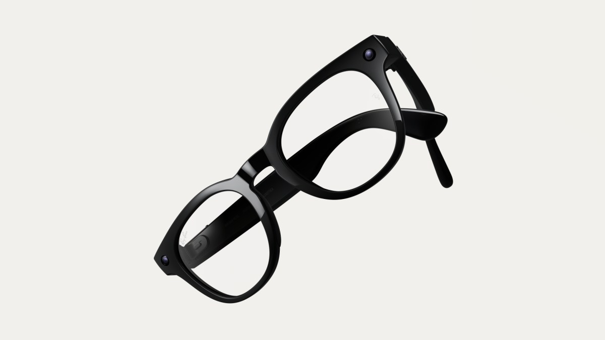 AI glasses worn in daily life official image